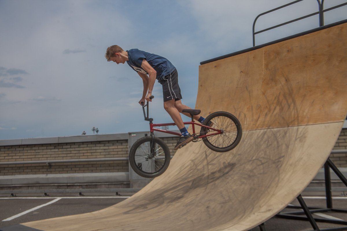 Еще один... Еще один...