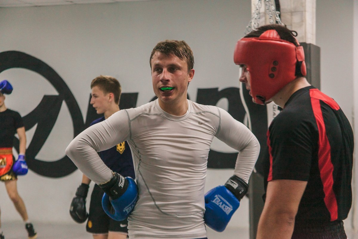 Тактика бокса заключается в органическом сочетании и своевременности применения тактических действий Тактика бокса заключается в органическом сочетании и своевременности применения тактических действий