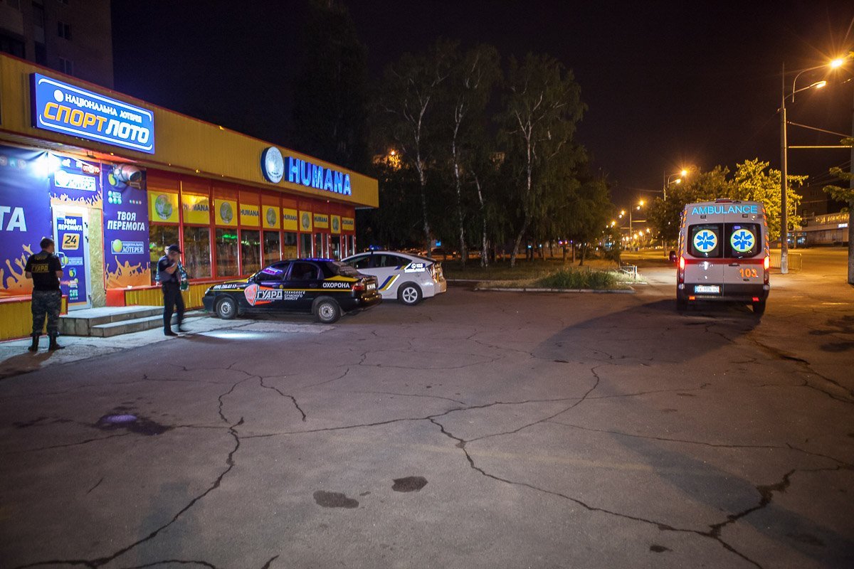 Девушка отказалась от госпитализации Девушка отказалась от госпитализации