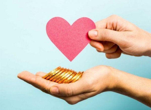 Выставка «Открывая глаза» отражает взгляд автора на современную реальность