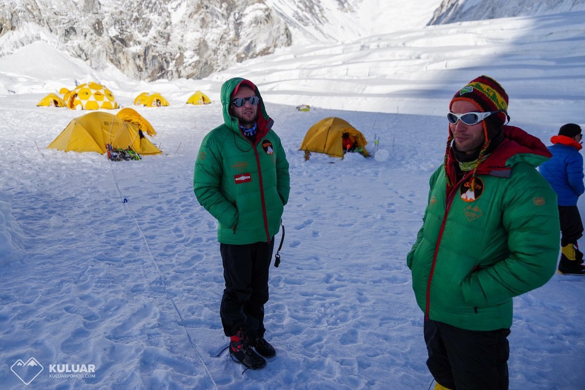 Путешествие в "зону смерти" за 40 тысяч долларов, или как альпинист из Днепра покорял Эверест 3