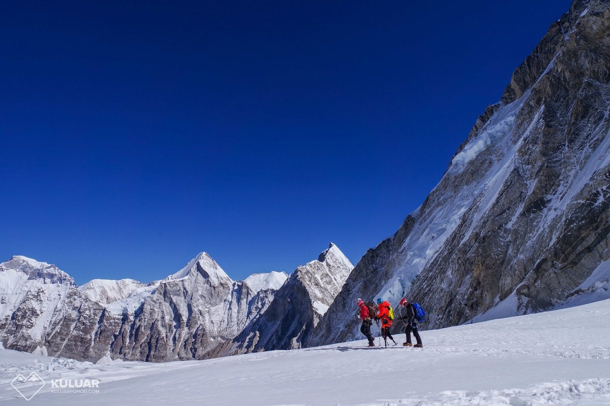 Путешествие в "зону смерти" за 40 тысяч долларов, или как альпинист из Днепра покорял Эверест 12