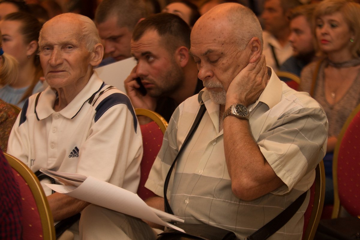 В форуме участвовали фермеры, представители аграрного бизнеса, аграрные ассоциации и союзы