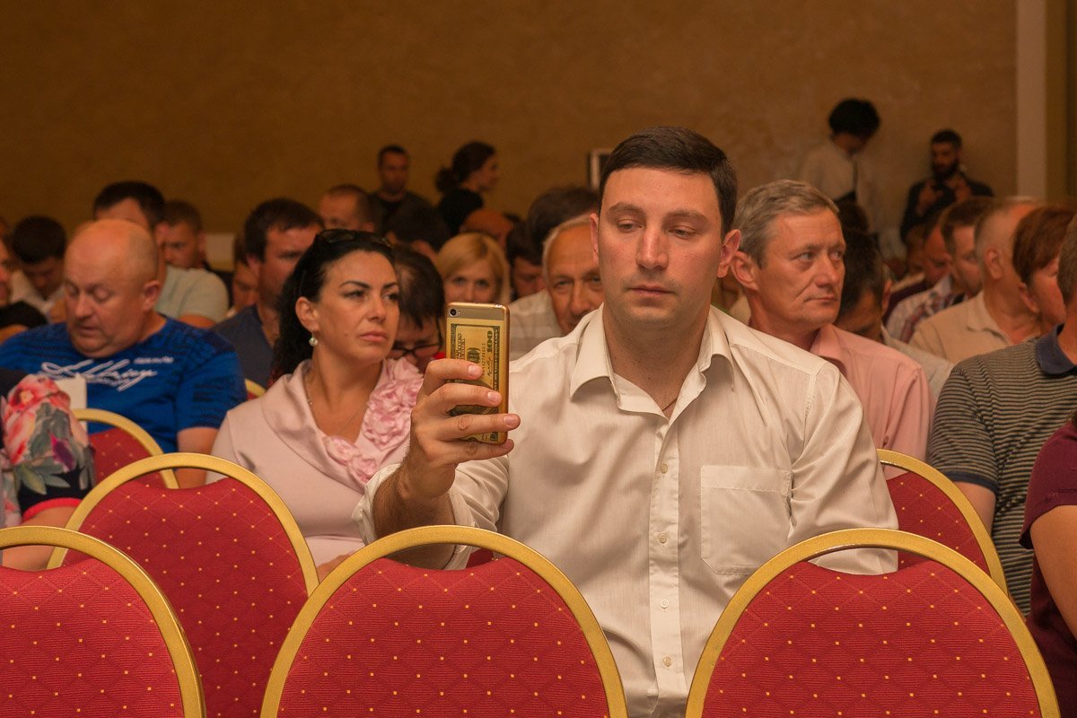 Участниками мероприятия стали народные депутаты, руководители территориальных громад и представители агробизнеса из четырех областей Украины