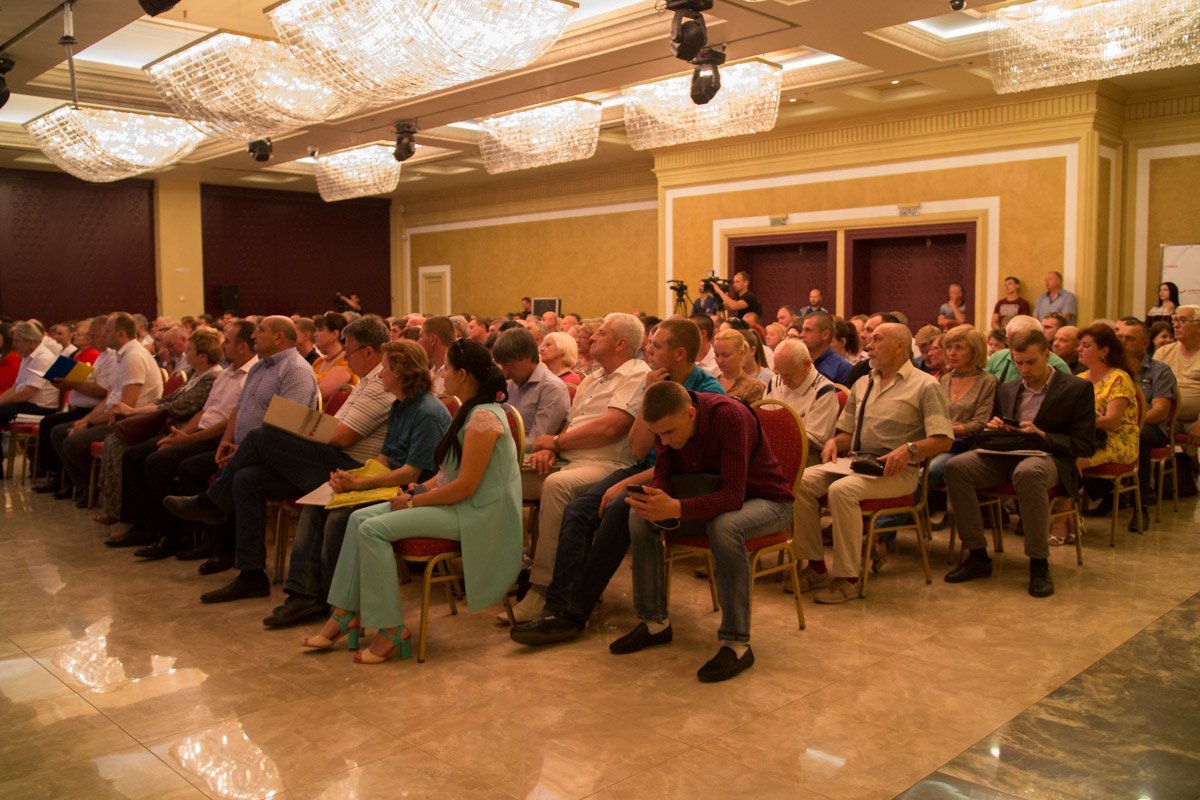 В Днепр съехались аграрии из разных областей Украины