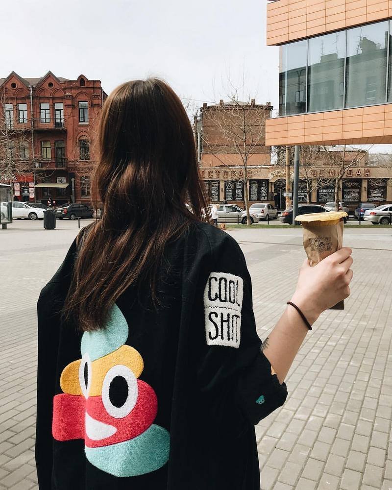 Кто-то с кофе, а кто-то с супчиком Кто-то с кофе, а кто-то с супчиком