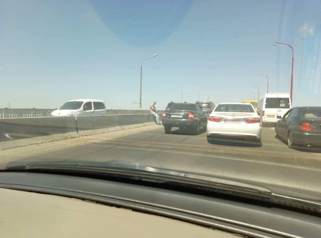 8 июня, около 13:00, на Новом мосту случилось два ДТП