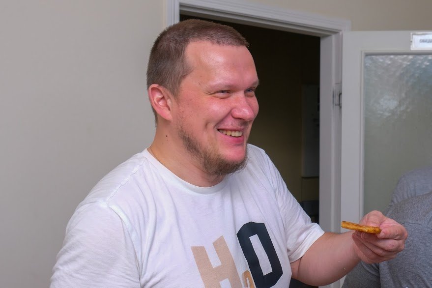 Угощали вафлями всех желающих