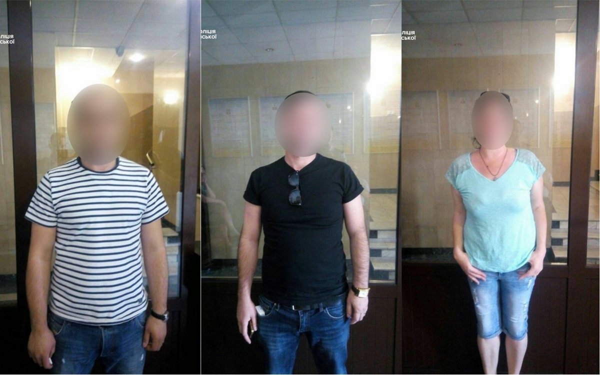 Пассажиров автомобиля задержали до выяснения обстоятельств Пассажиров автомобиля задержали до выяснения обстоятельств