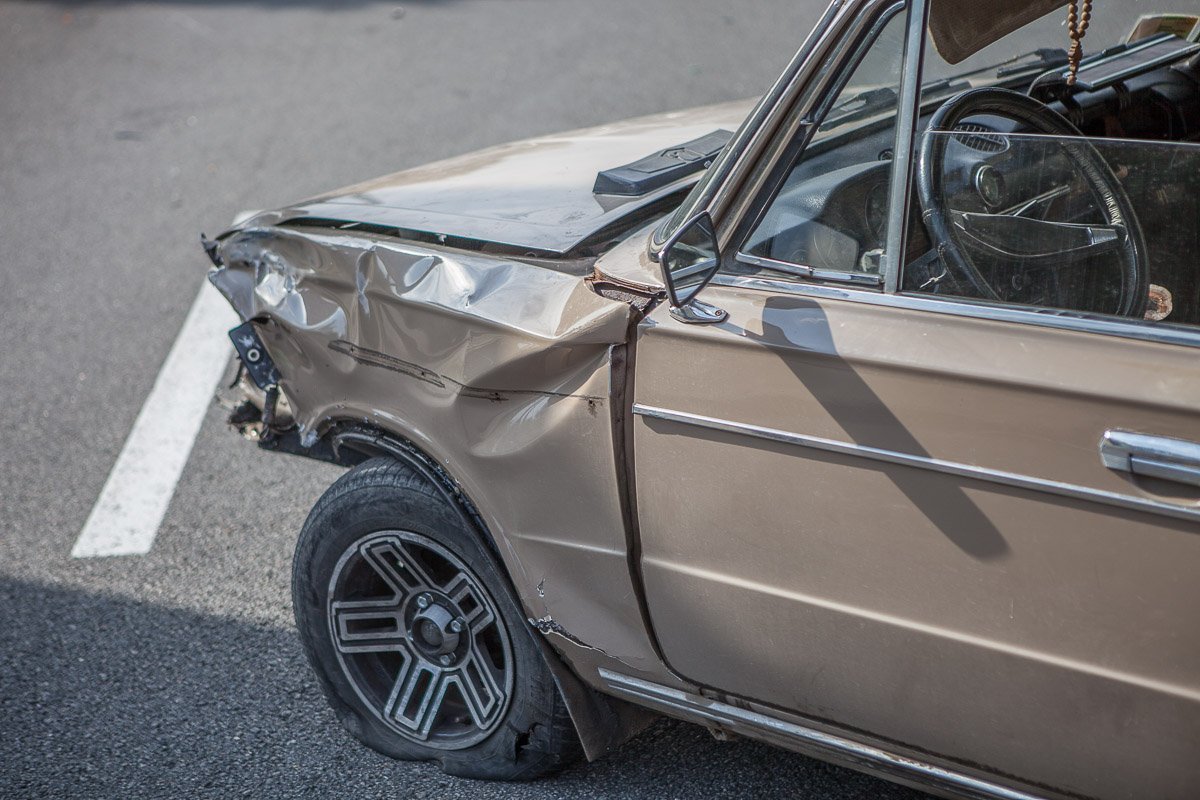 Повреждения ВАЗ-2106