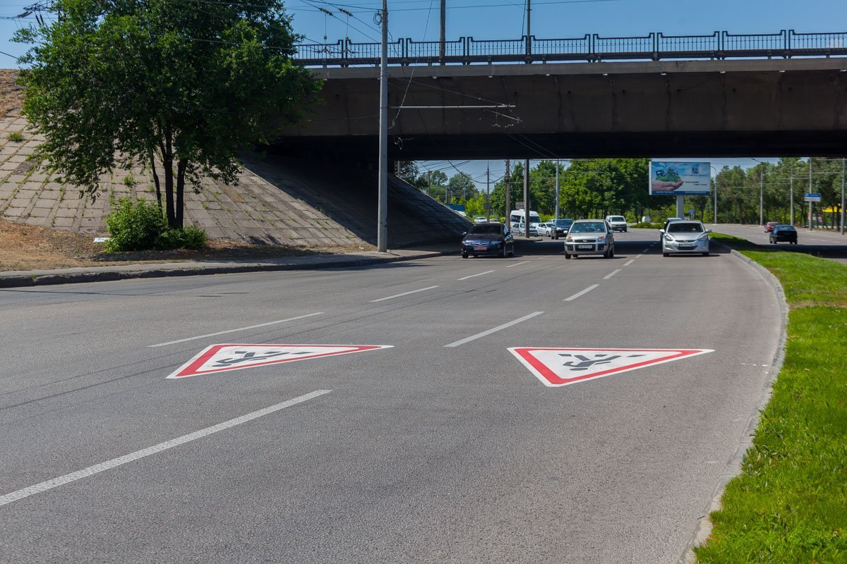 Новая разметка на Набережной Заводской Новая разметка на Набережной Заводской