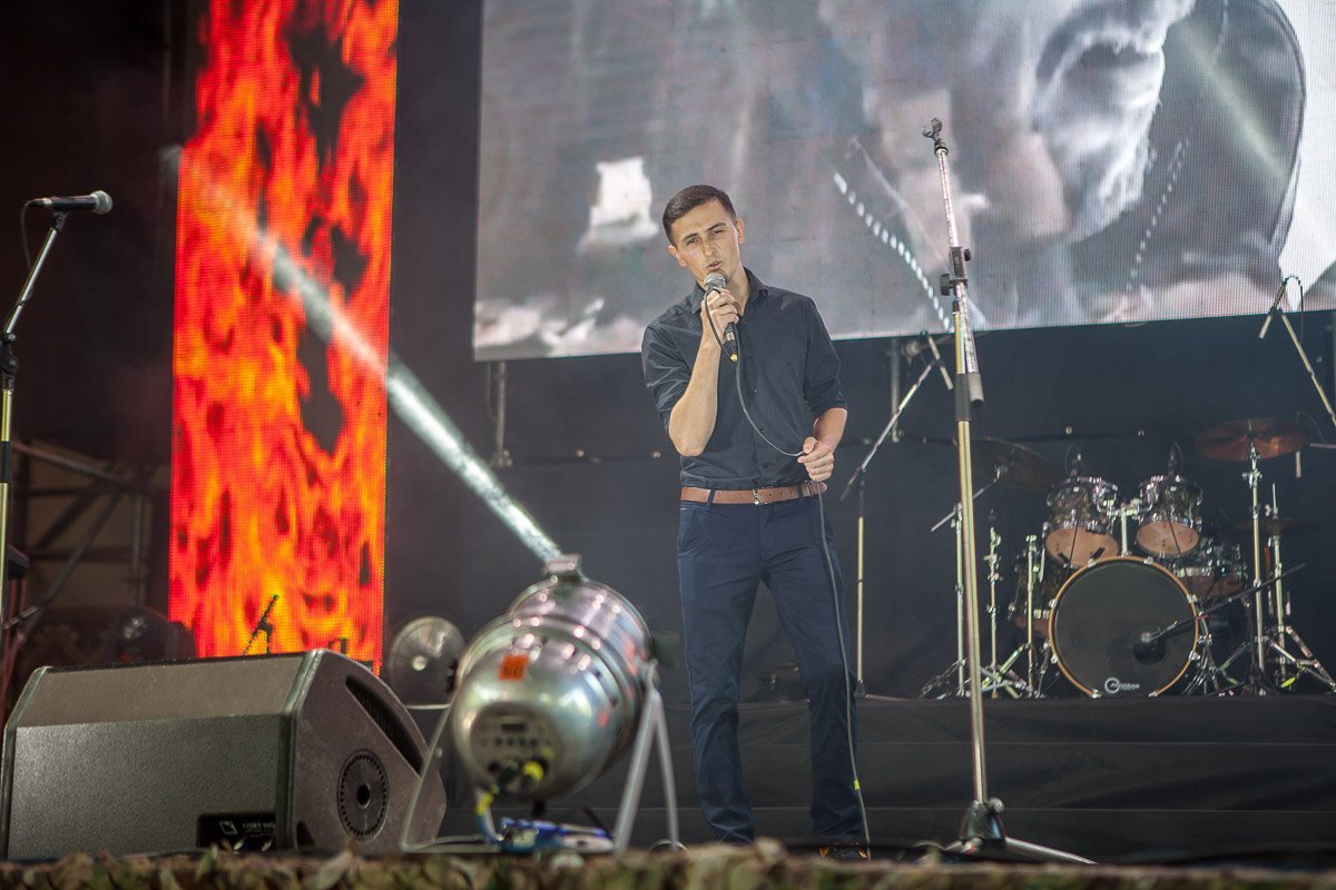 В фестивале поучаствовали 60 исполнителей В фестивале поучаствовали 60 исполнителей