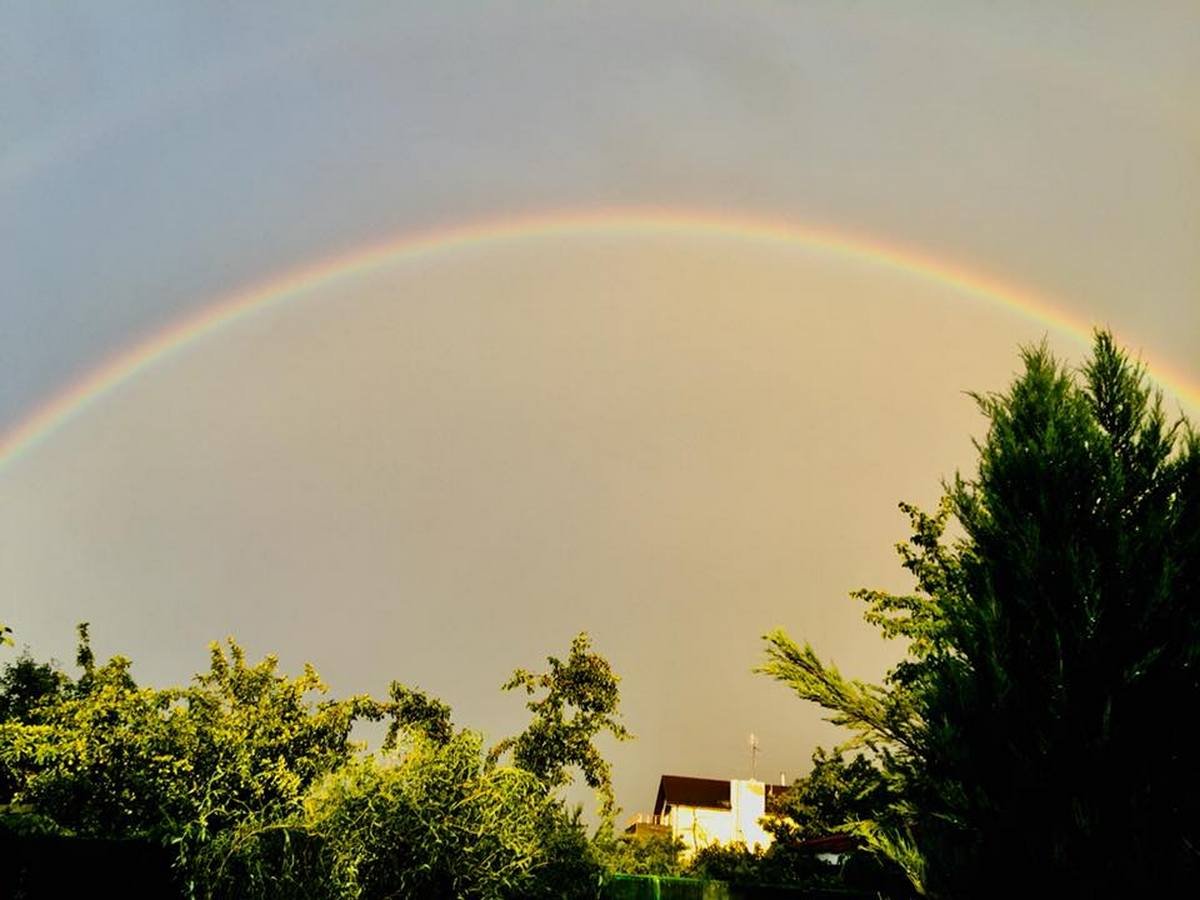 Даже после самого сильного дождя появляется радуга Даже после самого сильного дождя появляется радуга