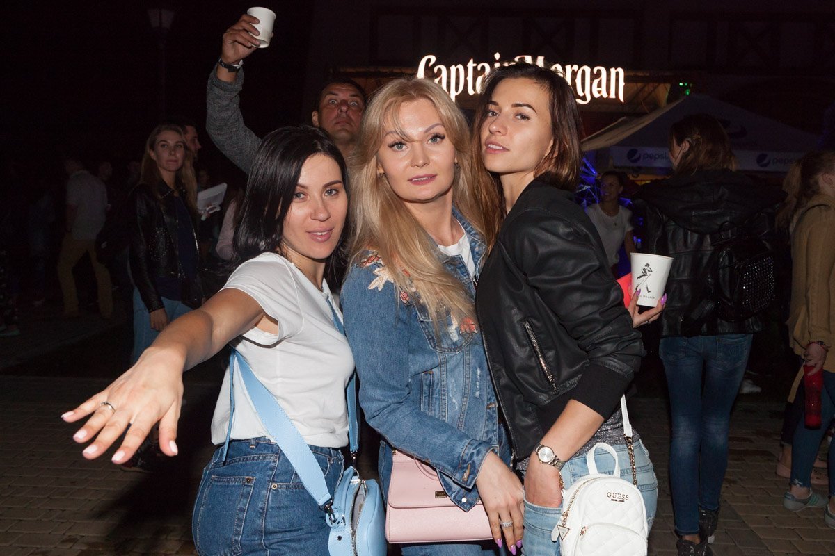 Концерт MONATIK в Днепре: ищите себя на фото 15