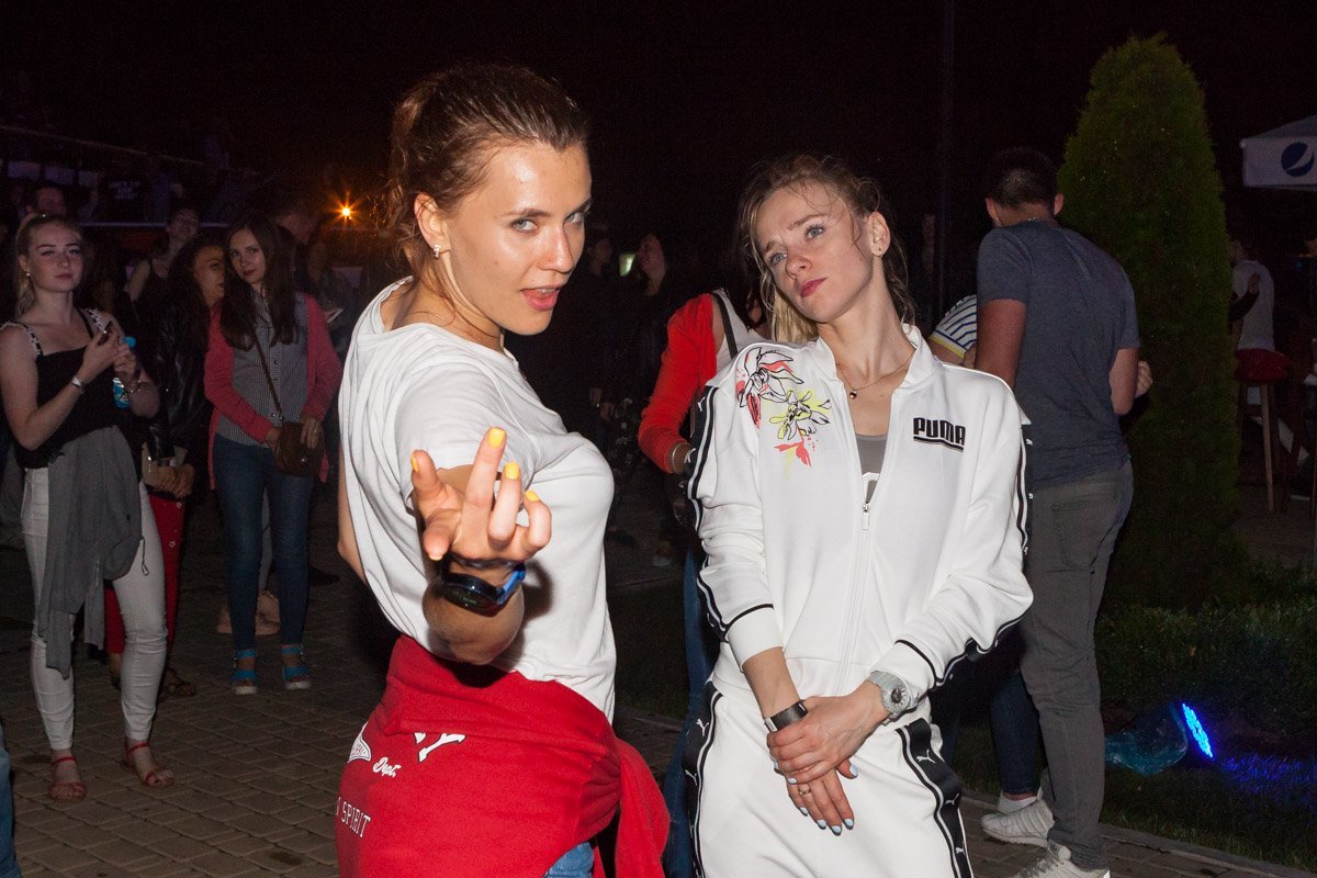 Концерт MONATIK в Днепре: ищите себя на фото 17