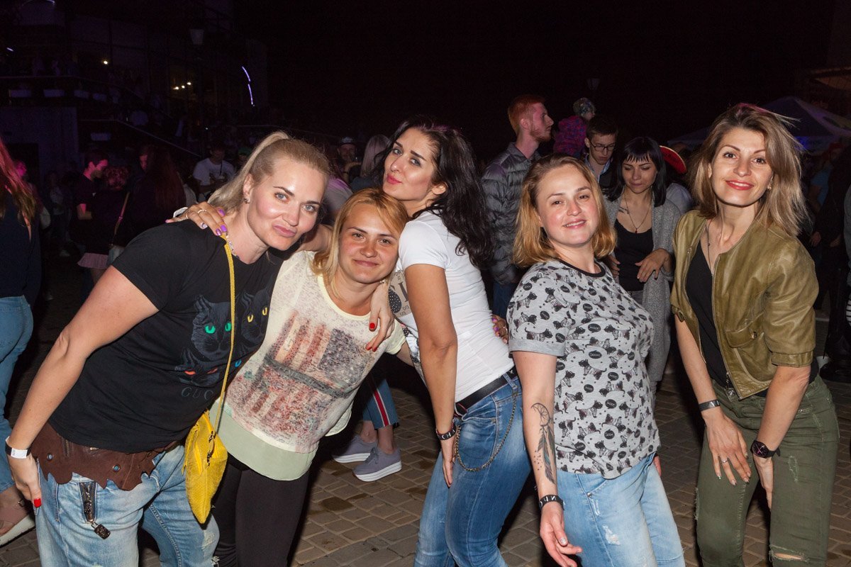 Концерт MONATIK в Днепре: ищите себя на фото 18