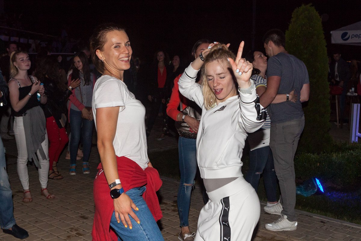 Концерт MONATIK в Днепре: ищите себя на фото 20