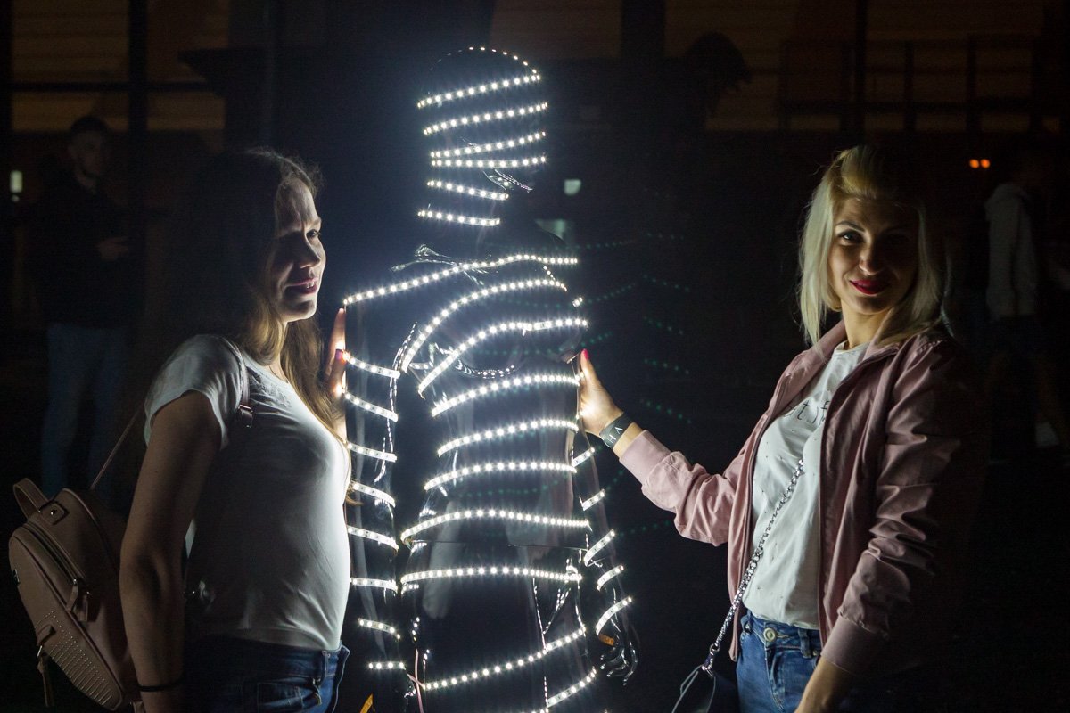 Концерт MONATIK в Днепре: ищите себя на фото 22