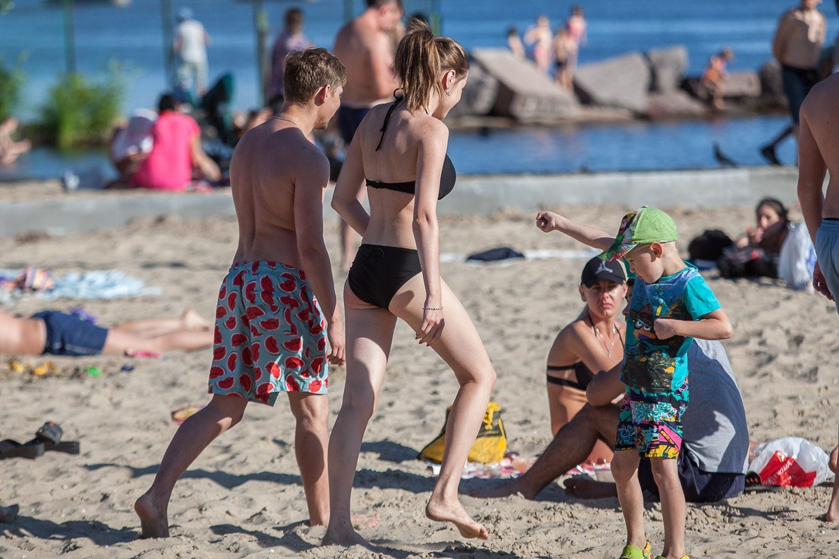 Юный супермен готов спасти этот город