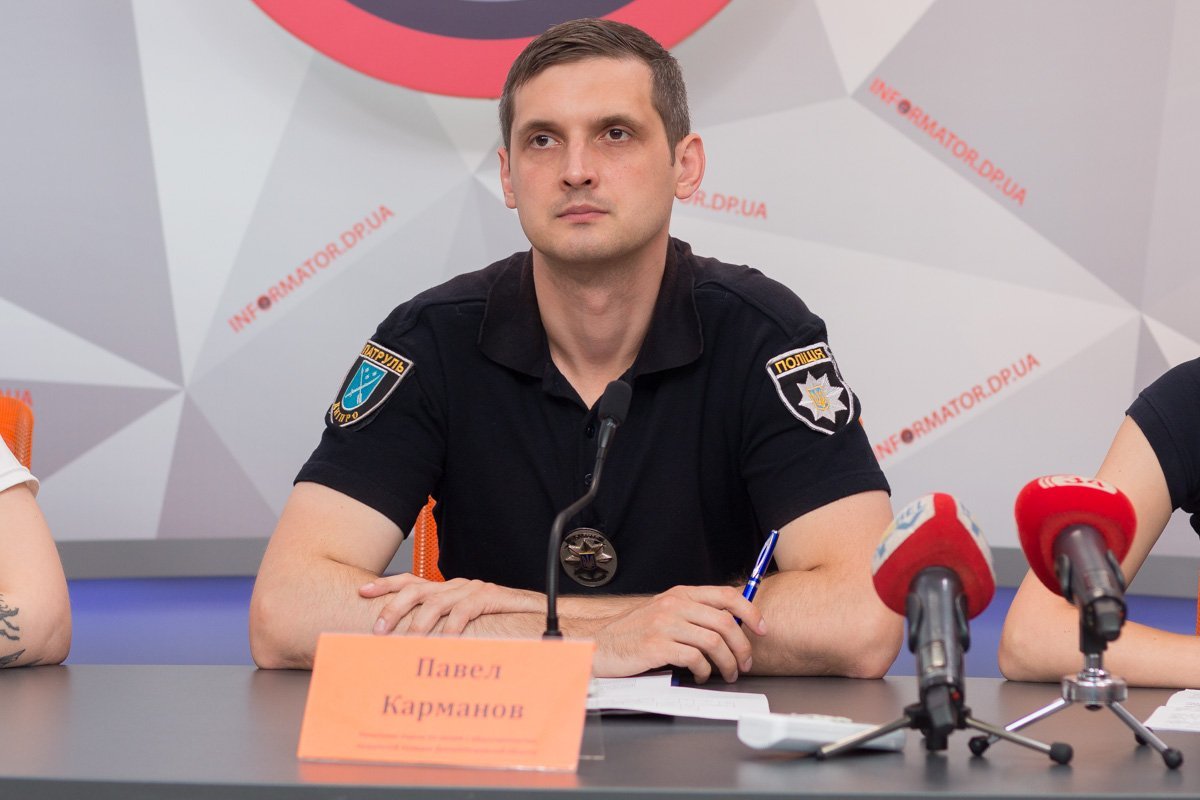 Павел Карманов — начальник отдела по связям с общественностью патрульной полиции Днепропетровской области