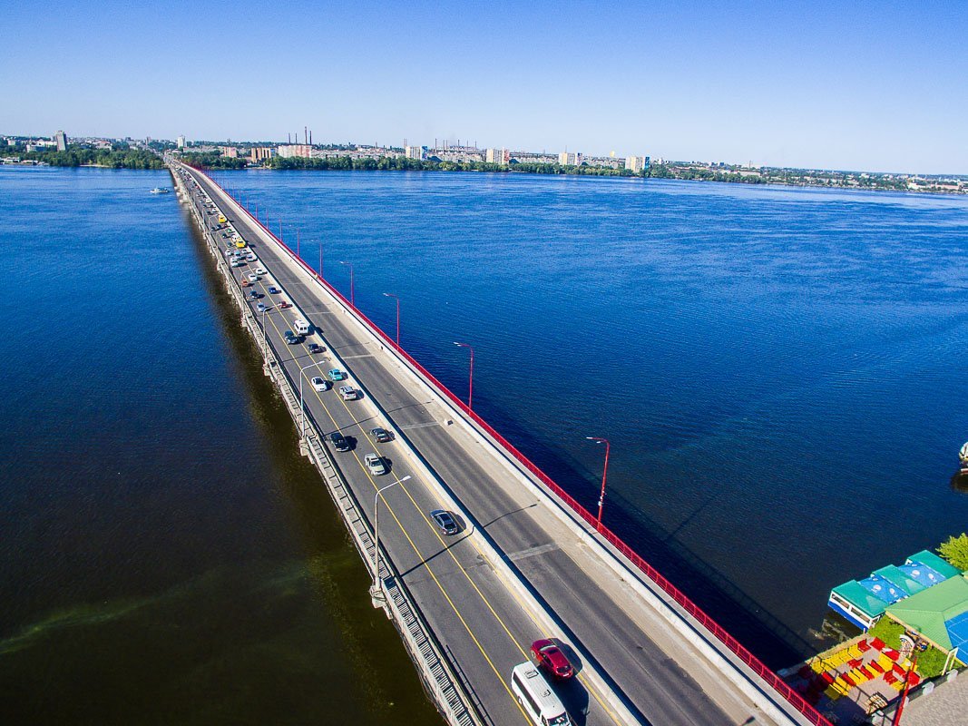 С 12 июня на Центральном мосту заработало реверсивное движение