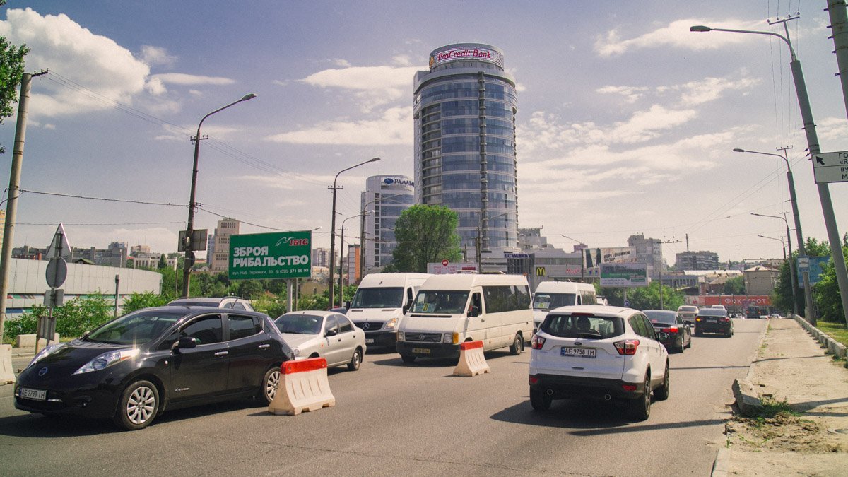 Пробки на Новом мосту отныне - явление постоянное Пробки на Новом мосту отныне - явление постоянное