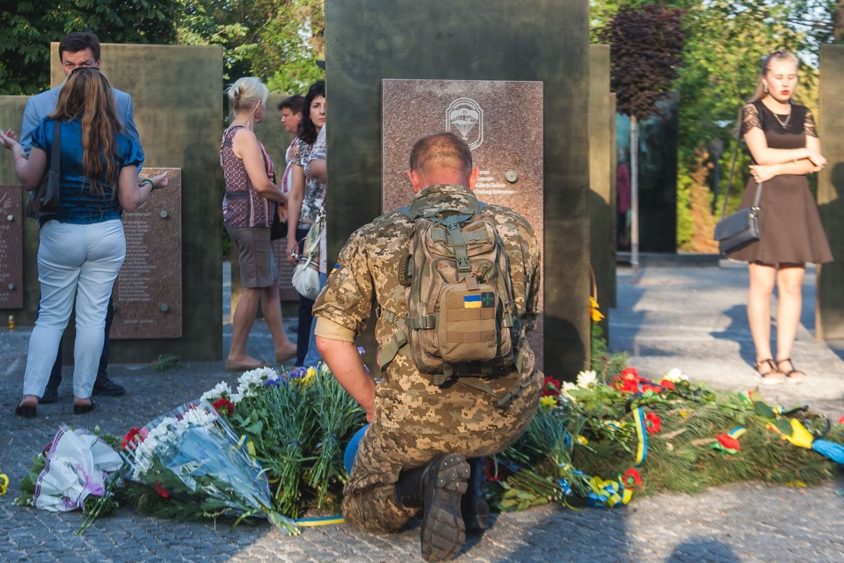 Войны не заканчиваются. Заканчиваются лишь жизни солдат, которые воюют в них