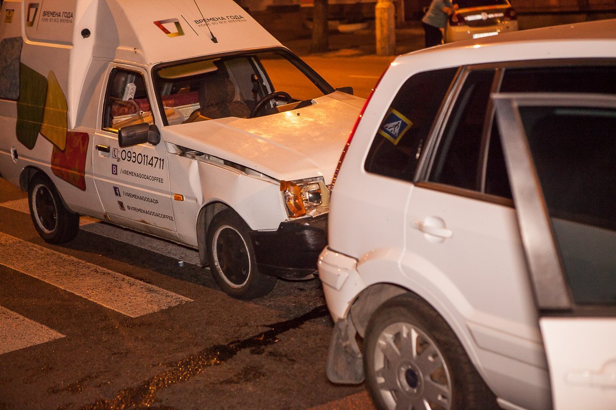 Авария произошла приблизительно в 22:30 Авария произошла приблизительно в 22:30