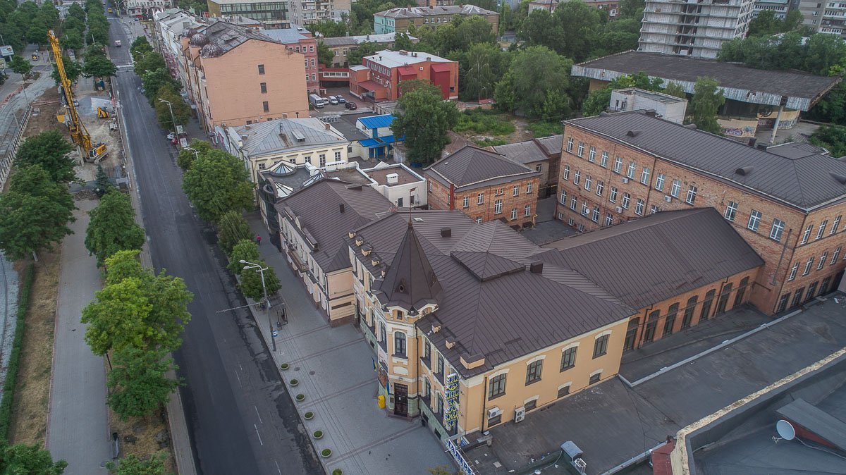 Во время решающего противостояния силы Украинской народной республики закрепились в здании почты Во время решающего противостояния силы Украинской народной республики закрепились в здании почты