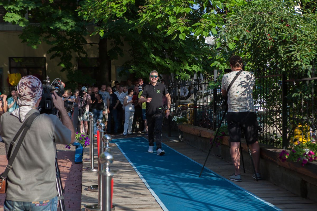 15 июня в 18:00 в Музее украинской живописи стартовал Второй фестиваль блоггеров «Днепровский пост» 15 июня в 18:00 в Музее украинской живописи стартовал Второй фестиваль блоггеров «Днепровский пост»