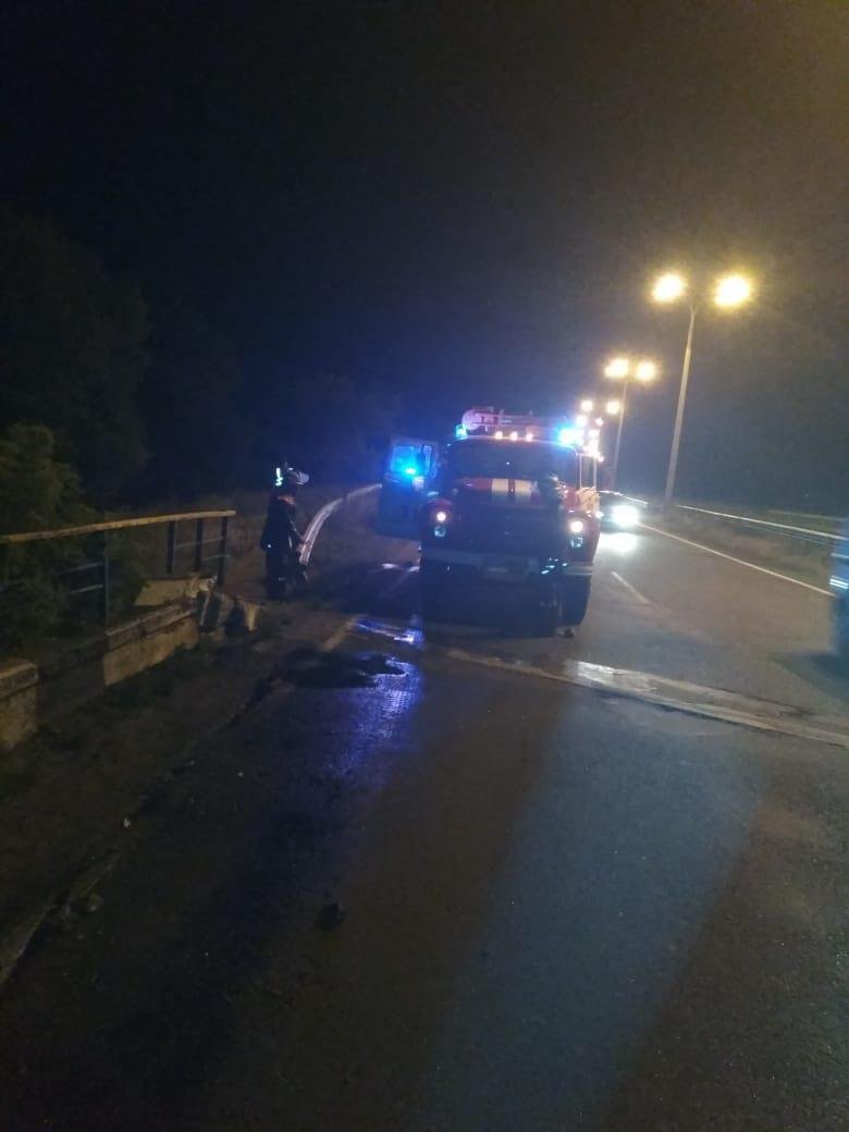 На месте работали сотрудники ГСЧС