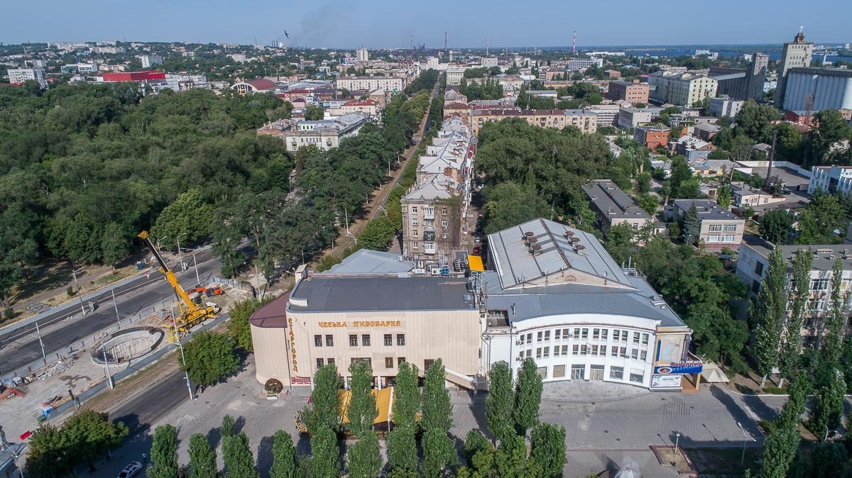 Кинотеатр «Родина» пережил проблемные для киноиндустрии девяностые годы XX века Кинотеатр «Родина» пережил проблемные для киноиндустрии девяностые годы XX века