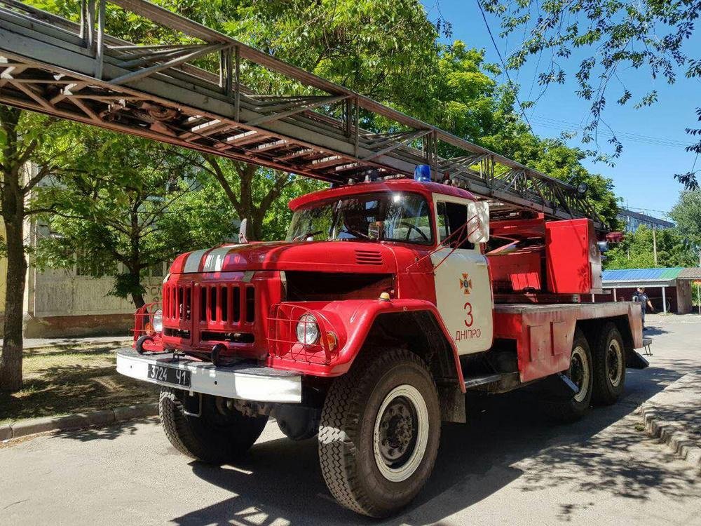 К тушению пожара привлекли 4 единицы пожарно-спасательной техники
