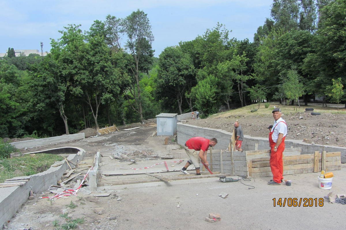 Продолжается прочистка и ремонт системы ливнестоков