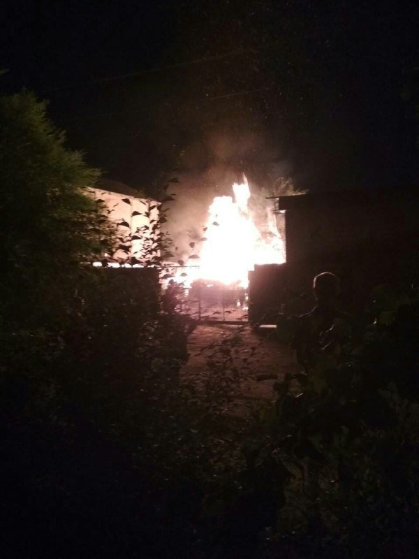 Пожар на Зоопарковой. Фото очевидцев