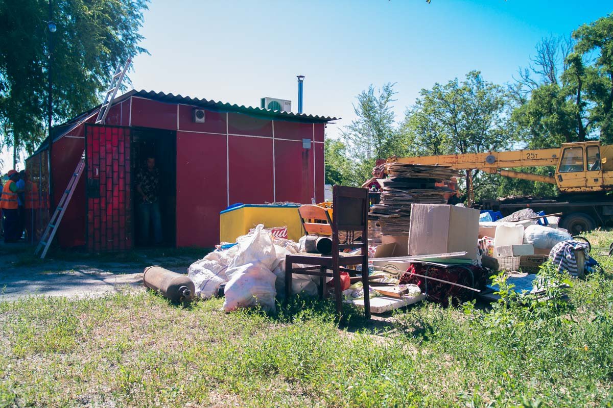 Продавец вынесла из объекта ценное имущество