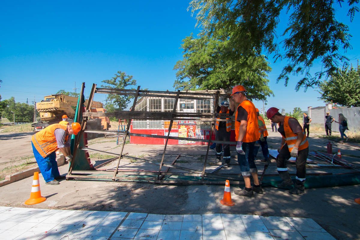 Всего по городу демонтировали около 20-ти наливаек