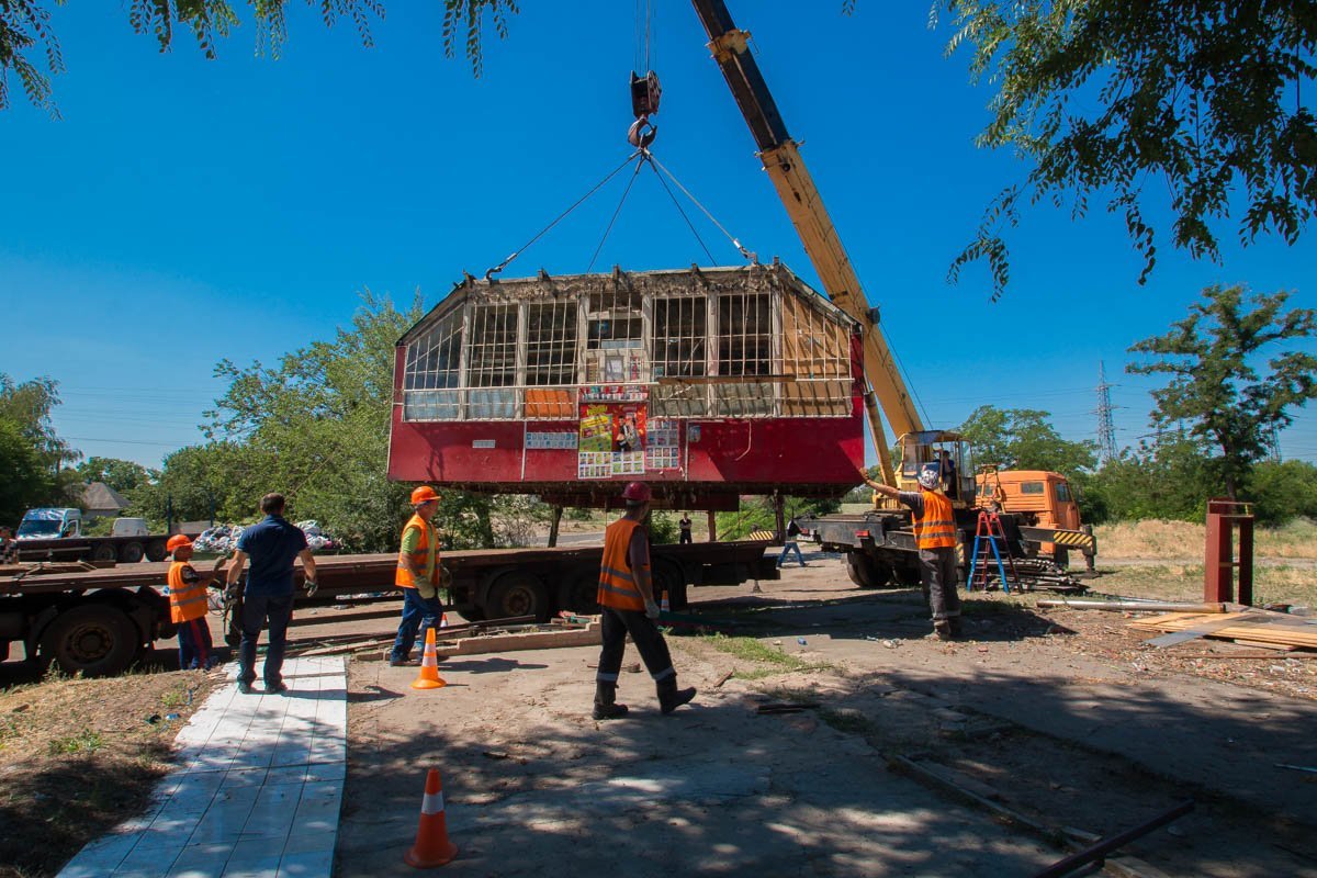 Киоск отвезут на специализированную базу, где хранятся все демонтированные МАФы