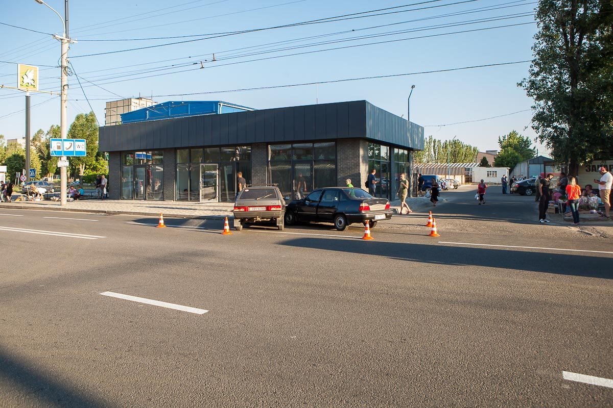 ДТП произошло на улице Калиновой ДТП произошло на улице Калиновой