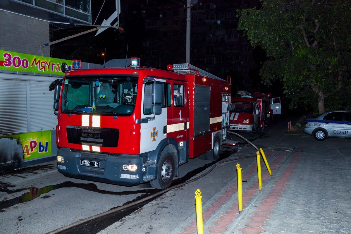 Загорелся еще один мясной лоток