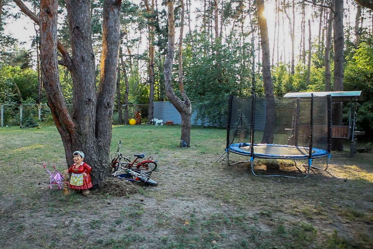 Неизвестные пытались похитить 2-х летнюю дочку владельцев дома Неизвестные пытались похитить 2-х летнюю дочку владельцев дома