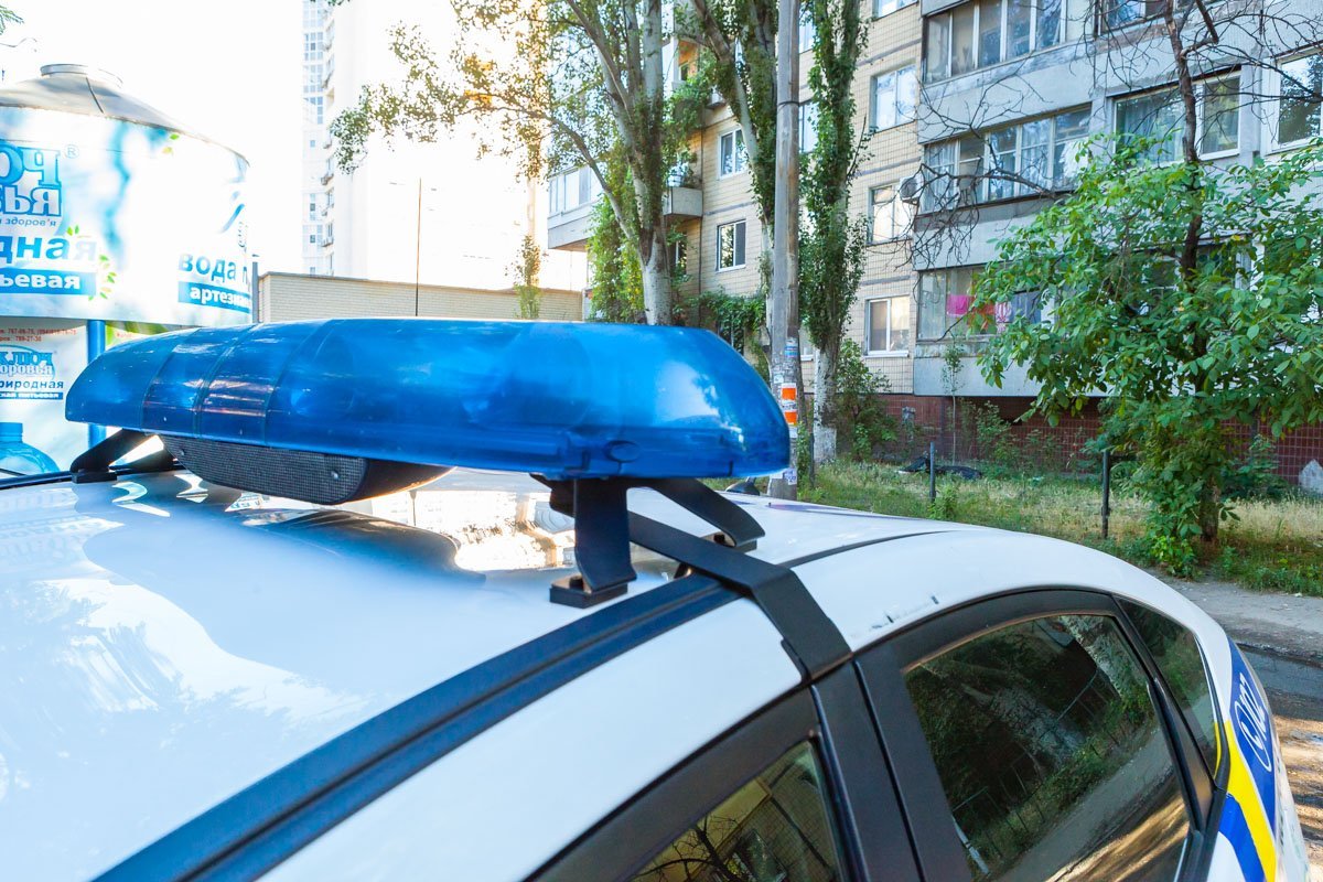 На месте работают правоохранители