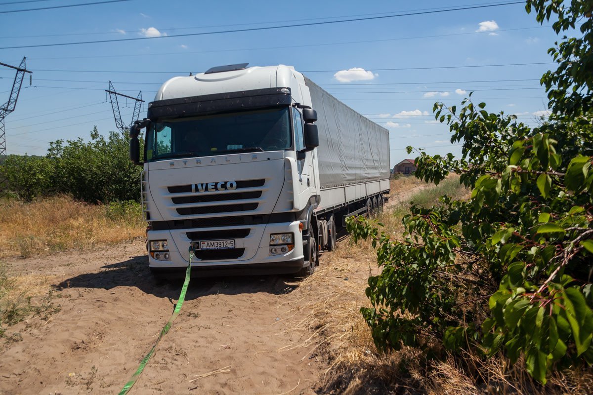 О пожаре на линию "101" сообщил водитель фуры