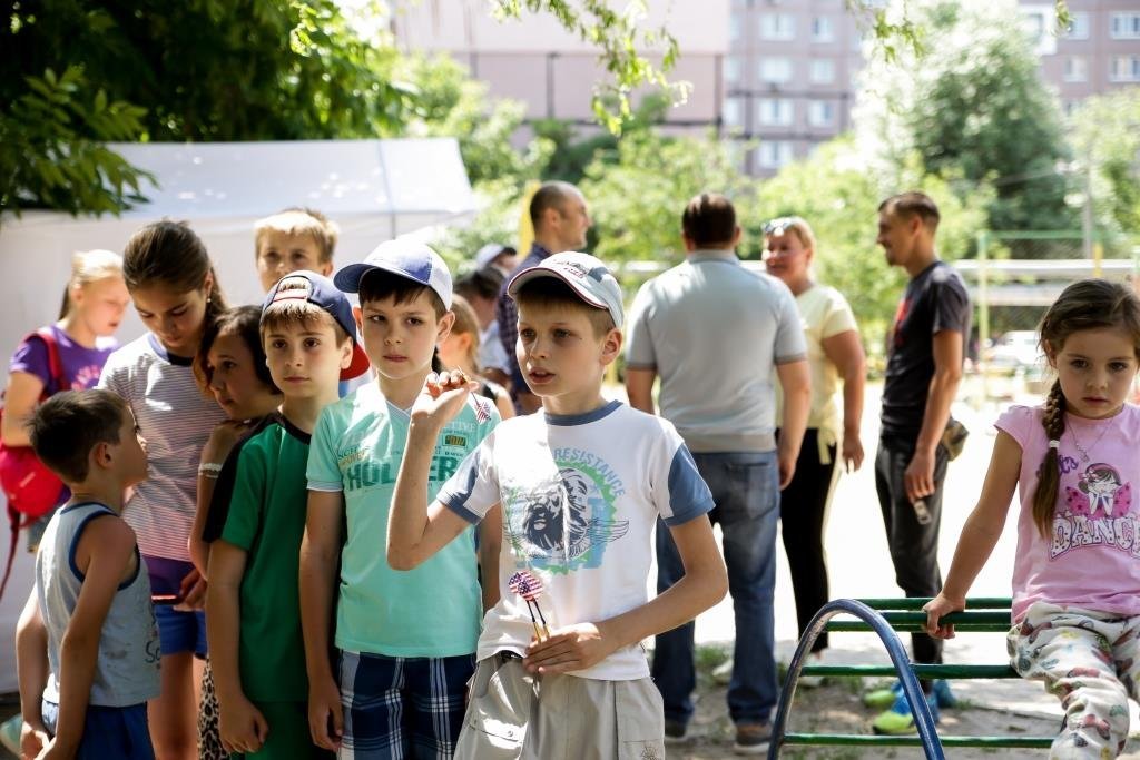 Дети оставляют гаджеты дома и приходят на Дворовые Олимпийские игры 1