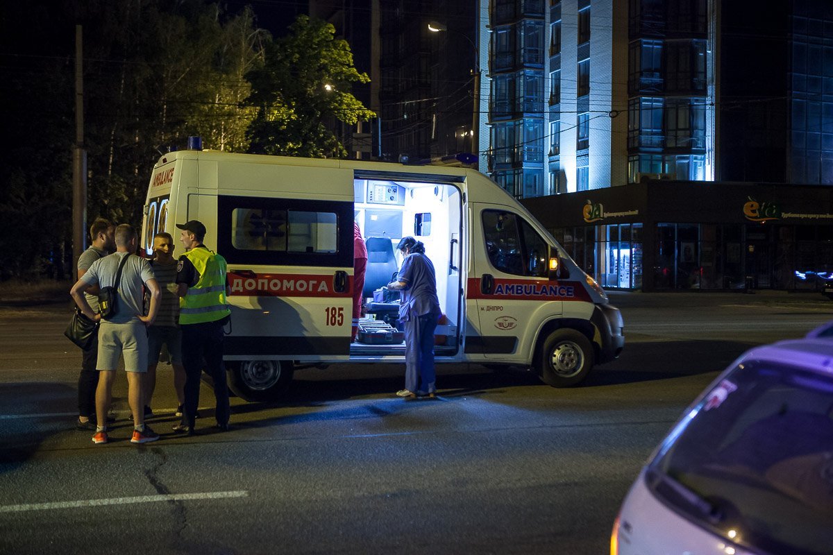 Вблизи ресторана "Барон Разгуляеff", автомобиль Ford  сбил 19-летнего парня