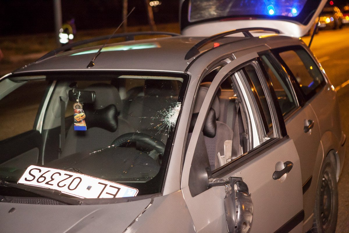 На автомобиле остались повреждения