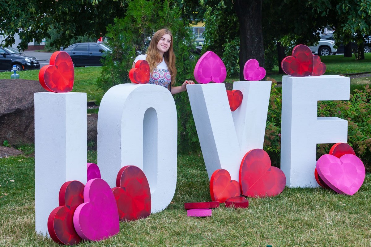 В рамках фестиваля вдоль Сичеславской Набережной расположилось множество интересных локаций В рамках фестиваля вдоль Сичеславской Набережной расположилось множество интересных локаций