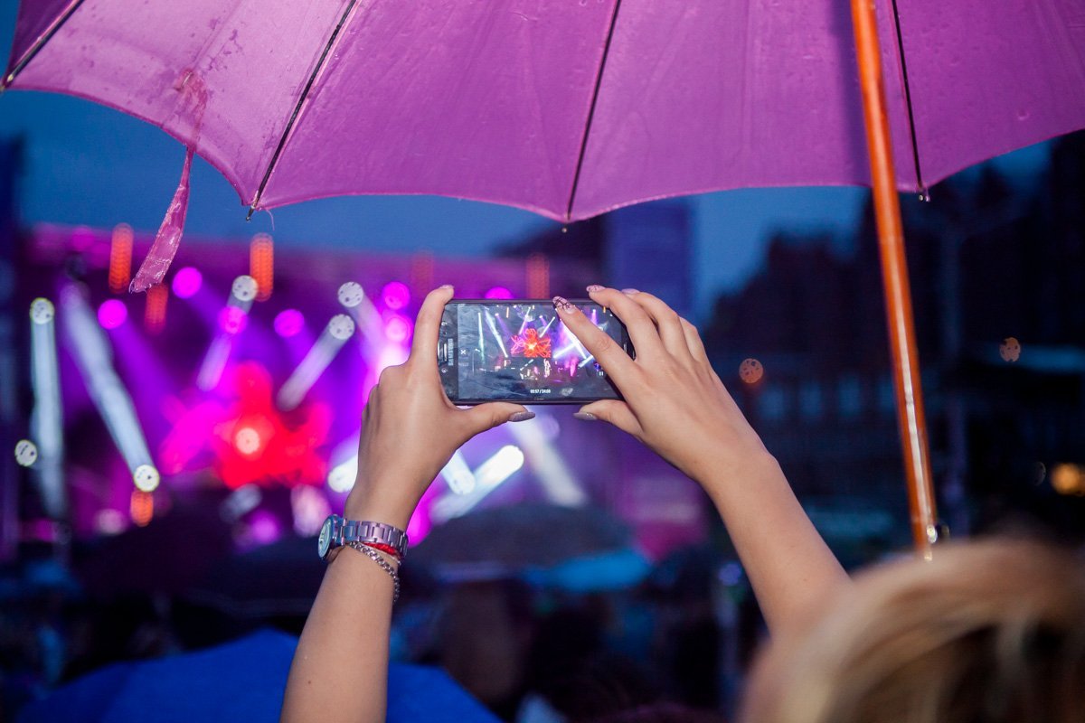 На концерте царила хорошая атмосфера