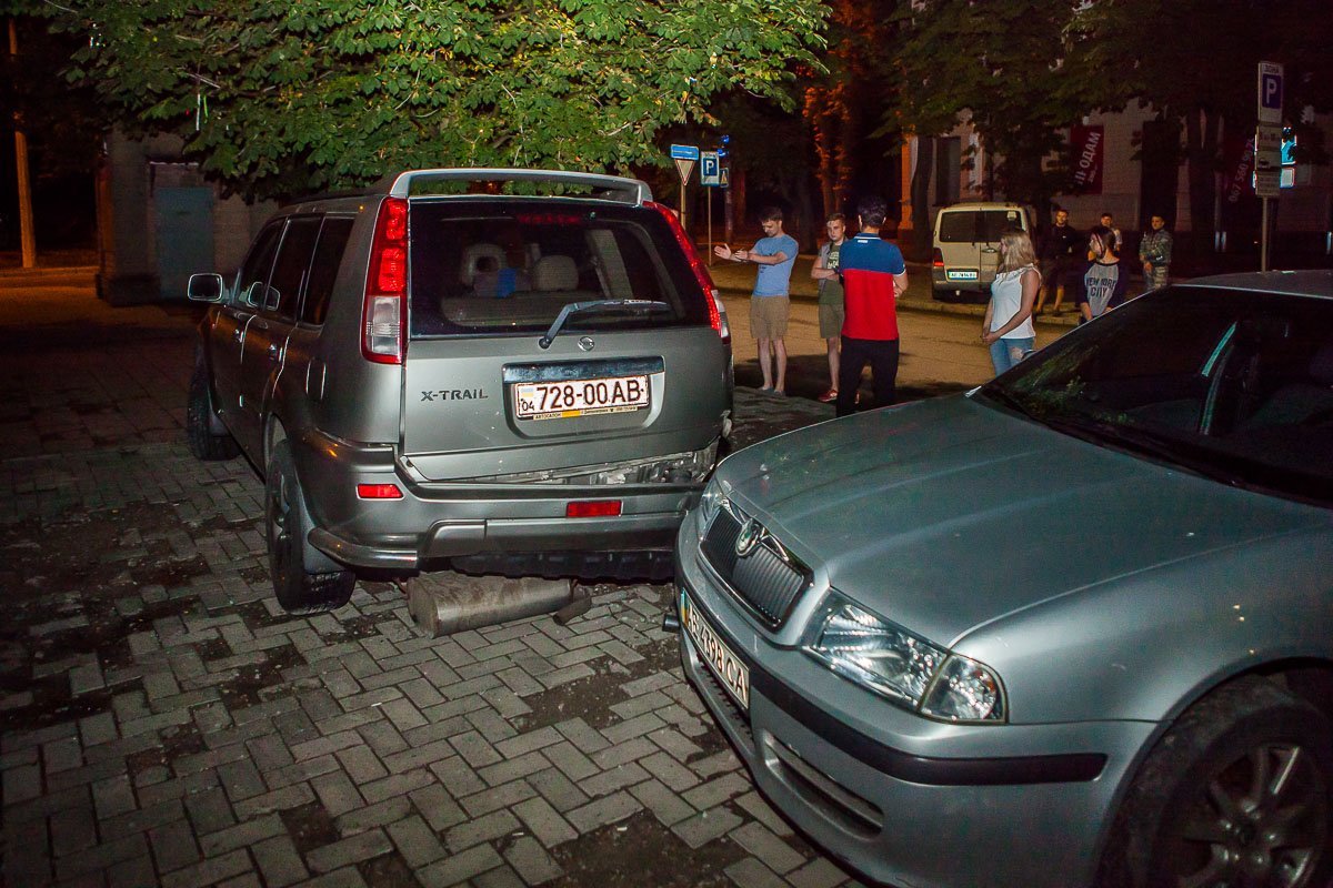 Водитель скрылся с места аварии Водитель скрылся с места аварии