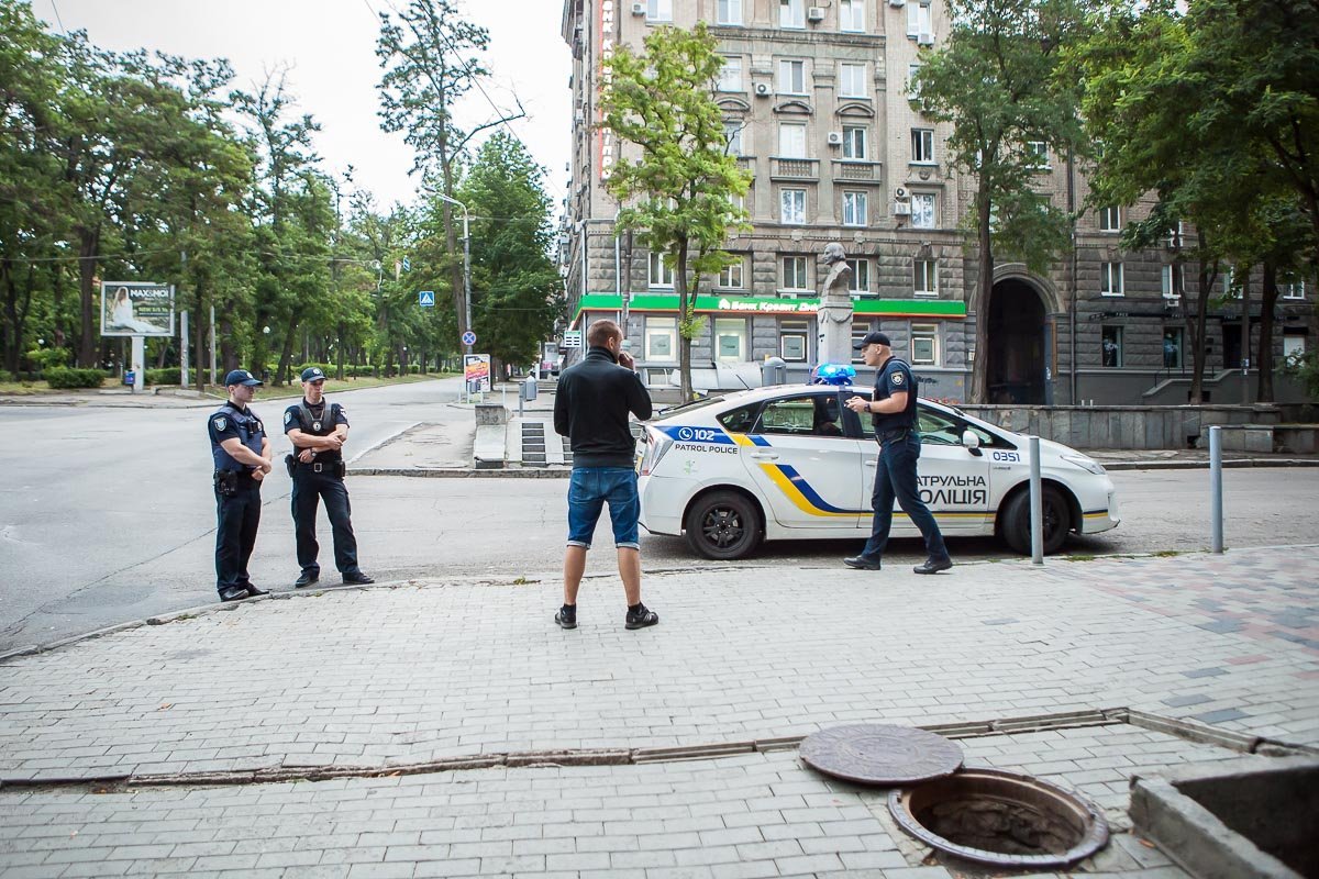 Одному из них удалось скрыться Одному из них удалось скрыться
